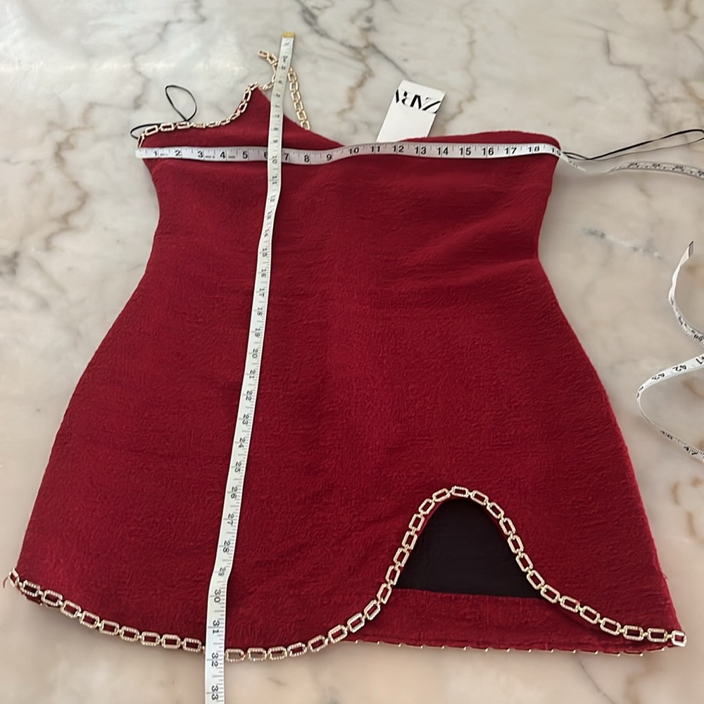 Zara Textured Tweed Boucle Asymmetric Chain Trim Mini Dress Red Gold Chain Sz L - Picture 4 of 17